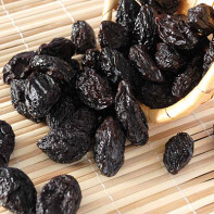 Photo of dried plums 2