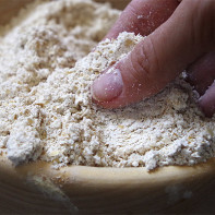 Photo of oat flour 2
