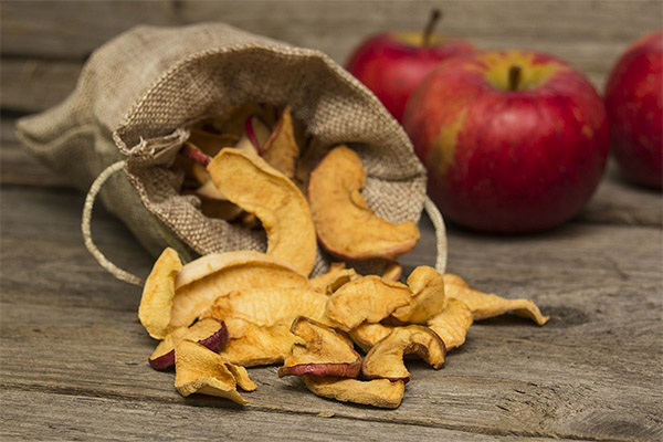 How and Where to Store Dried Apples