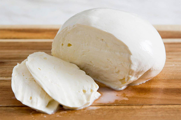 モッツァレラチーズの作り方