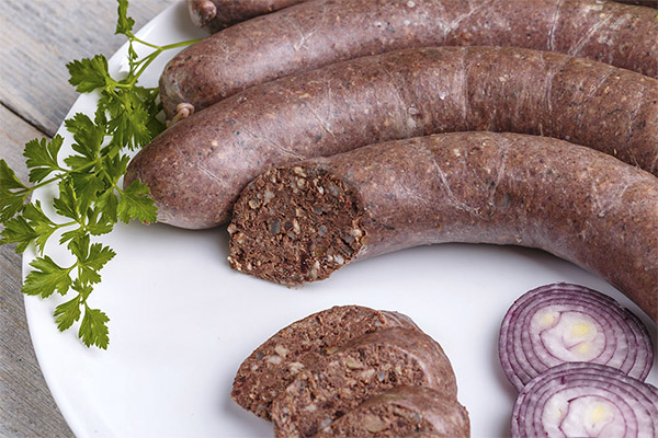 Benefits and harms of blood sausage