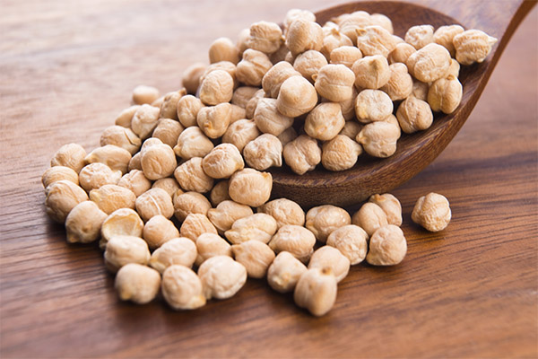 The benefits and harms of chickpeas
