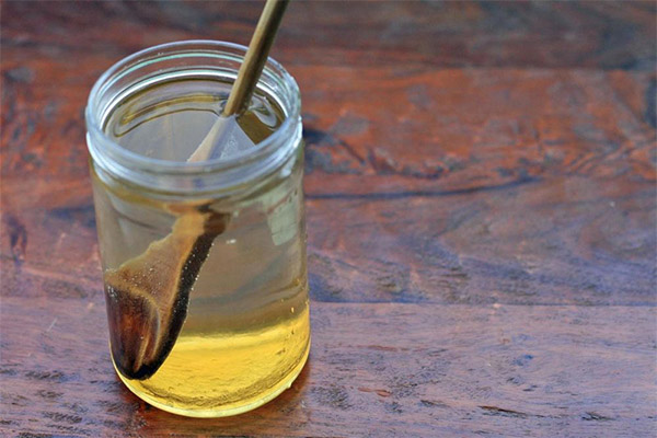 The benefits of honey with water in the morning on an empty stomach