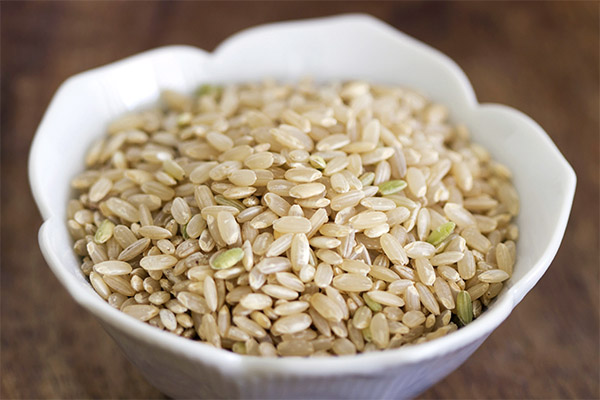 What are the benefits of brown rice for the body