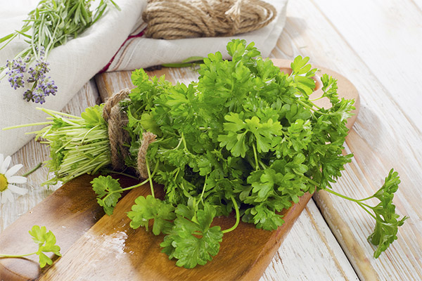 How to eat parsley
