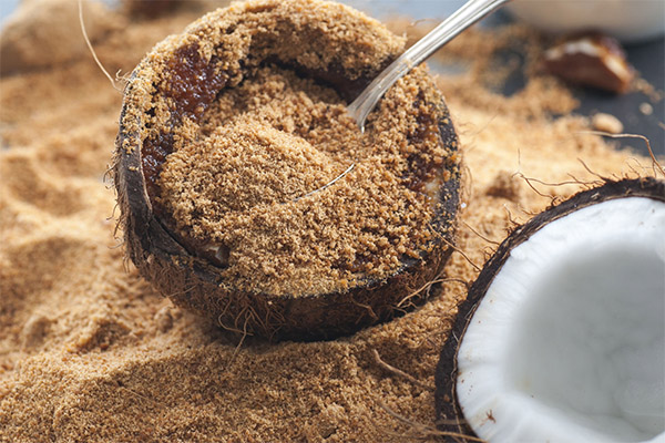 How to Choose and Store Coconut Sugar