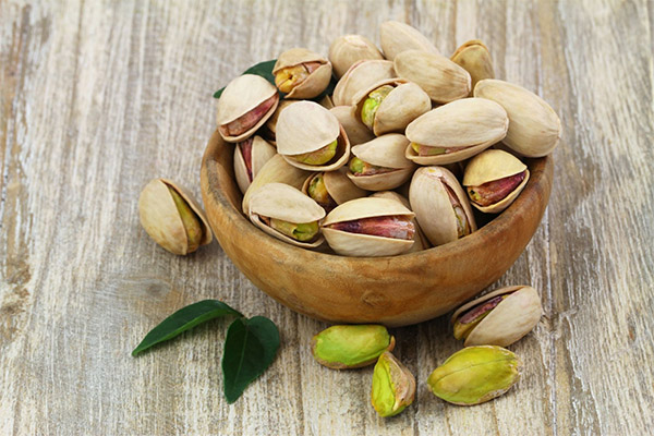 The benefits and harms of pistachios