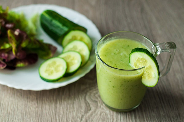 The benefits and harms of cucumber juice