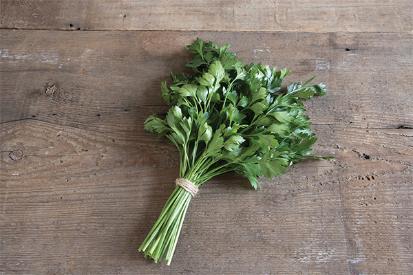 The benefits and harms of parsley