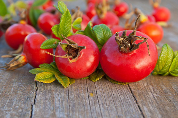 The benefits and harms of rosehips