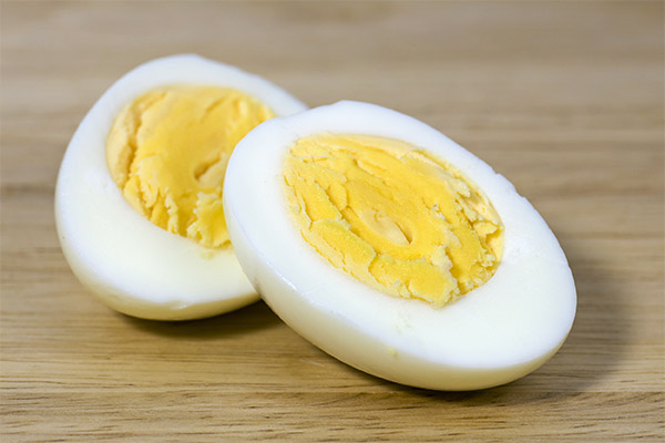 Harm and contraindications to boiled eggs