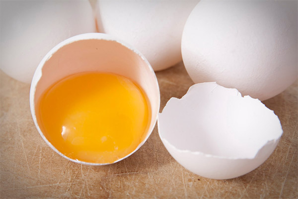 Raw eggs in cosmetics