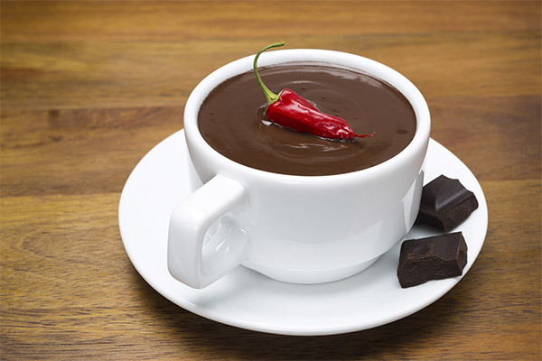 What is the benefits of hot chocolate