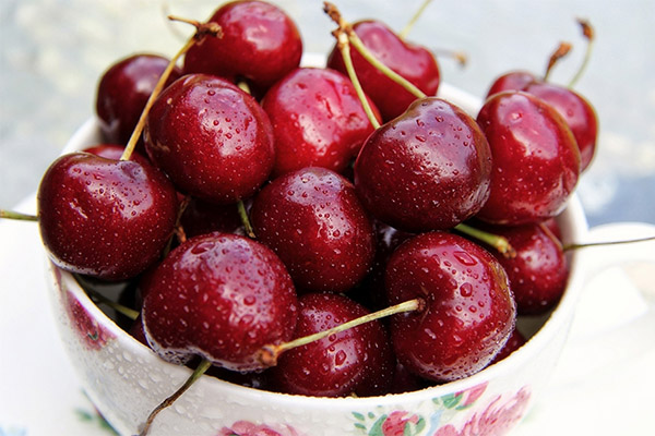 What are the benefits of cherries
