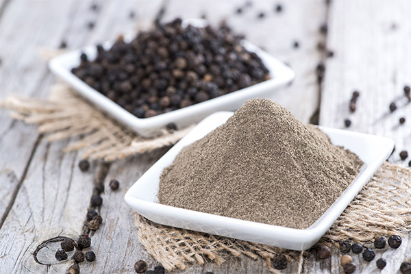 The benefits and harms of ground black pepper