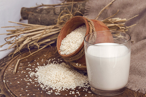 The benefits and harms of sesame milk