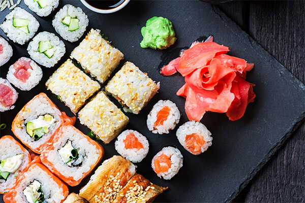 What are the benefits of sushi and rolls