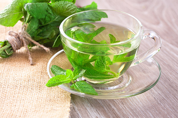 The benefits and harms of peppermint tea