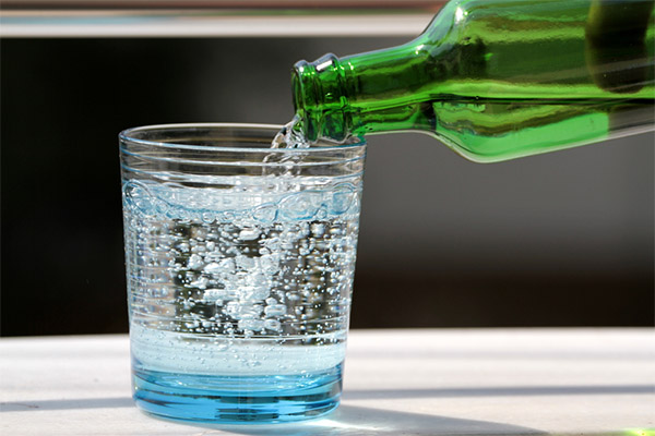 The benefits and harms of sparkling water
