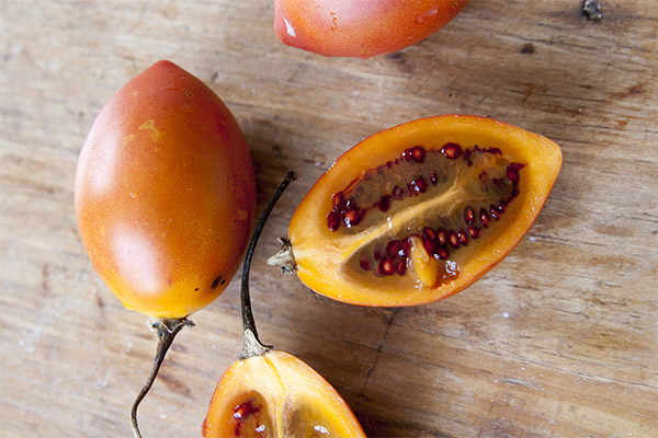 Benefits and harms of tamarillo