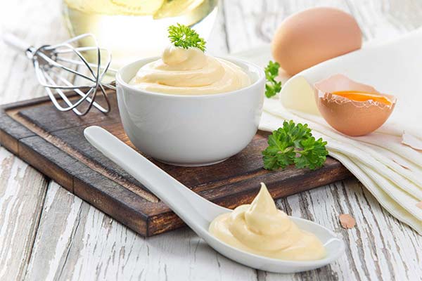 How to add mayonnaise to a breastfeeding mother's diet
