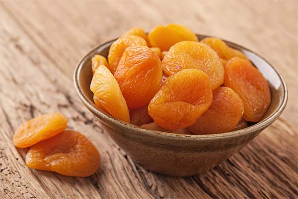 The benefits of dried apricots while breastfeeding