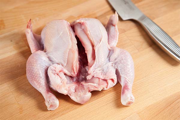 鶏肉の正しい切り方