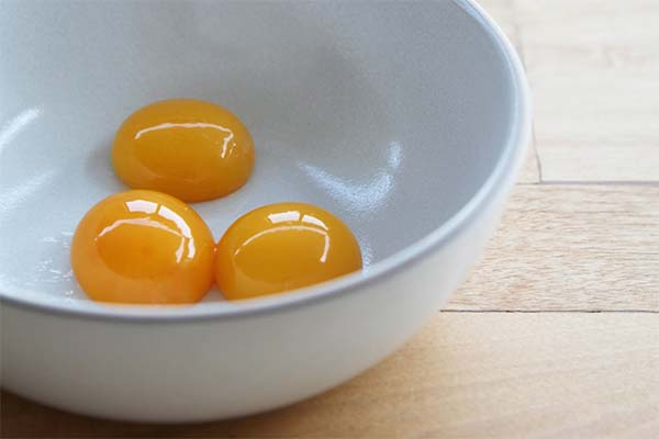 What to make with egg yolks