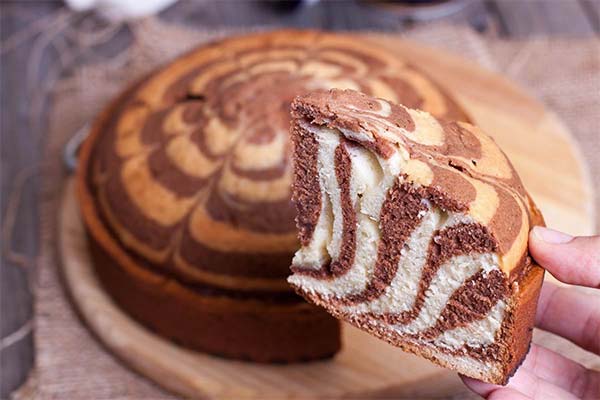 Zebra cake on kefir
