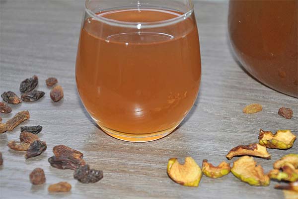 Birch juice with dried fruits.