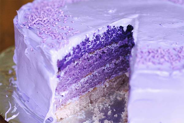 Lavender sponge cake